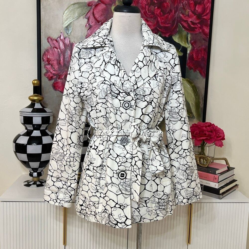Zashi Floral Button Front Long Sleeve Belted Blazer Black White Medium NWT